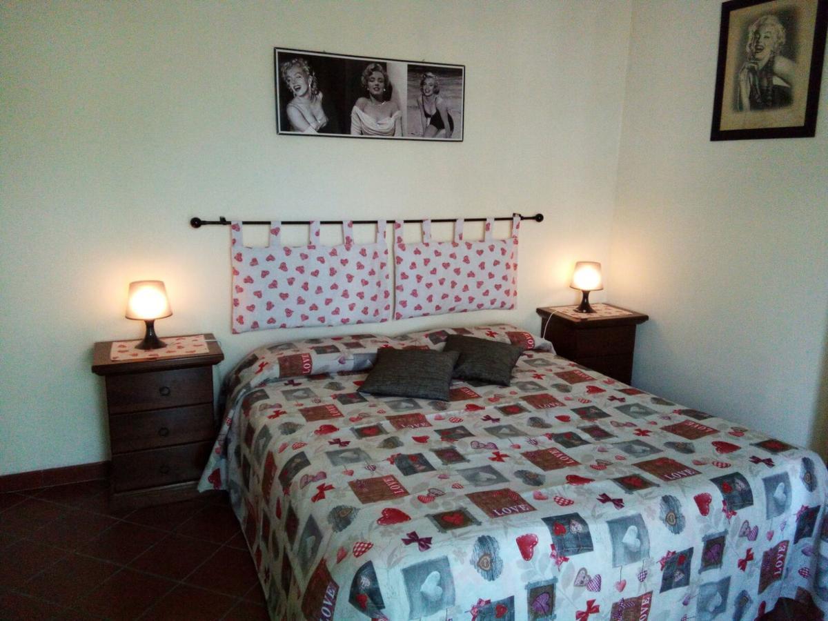 Alexander Bed And Breakfast Ciampino Bagian luar foto
